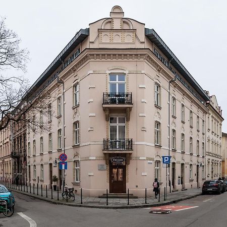 Classy Old Town Suites - By Upstairs Kraków Eksteriør billede