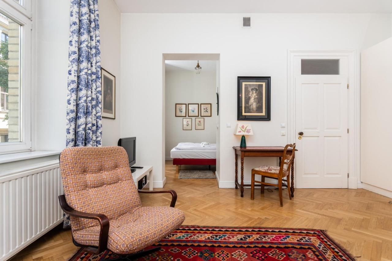 Classy Old Town Suites - By Upstairs Kraków Eksteriør billede